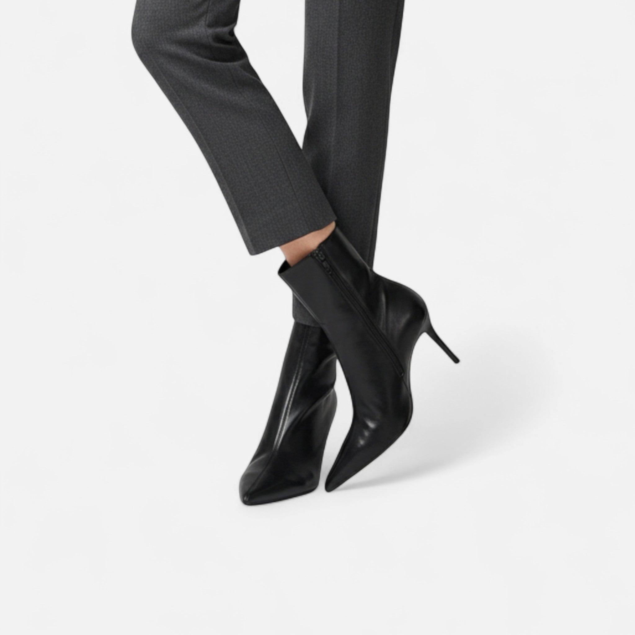 Maison Dresson | Women’s Pointed-Toe Heeled Boots – Retro Luxe Flair