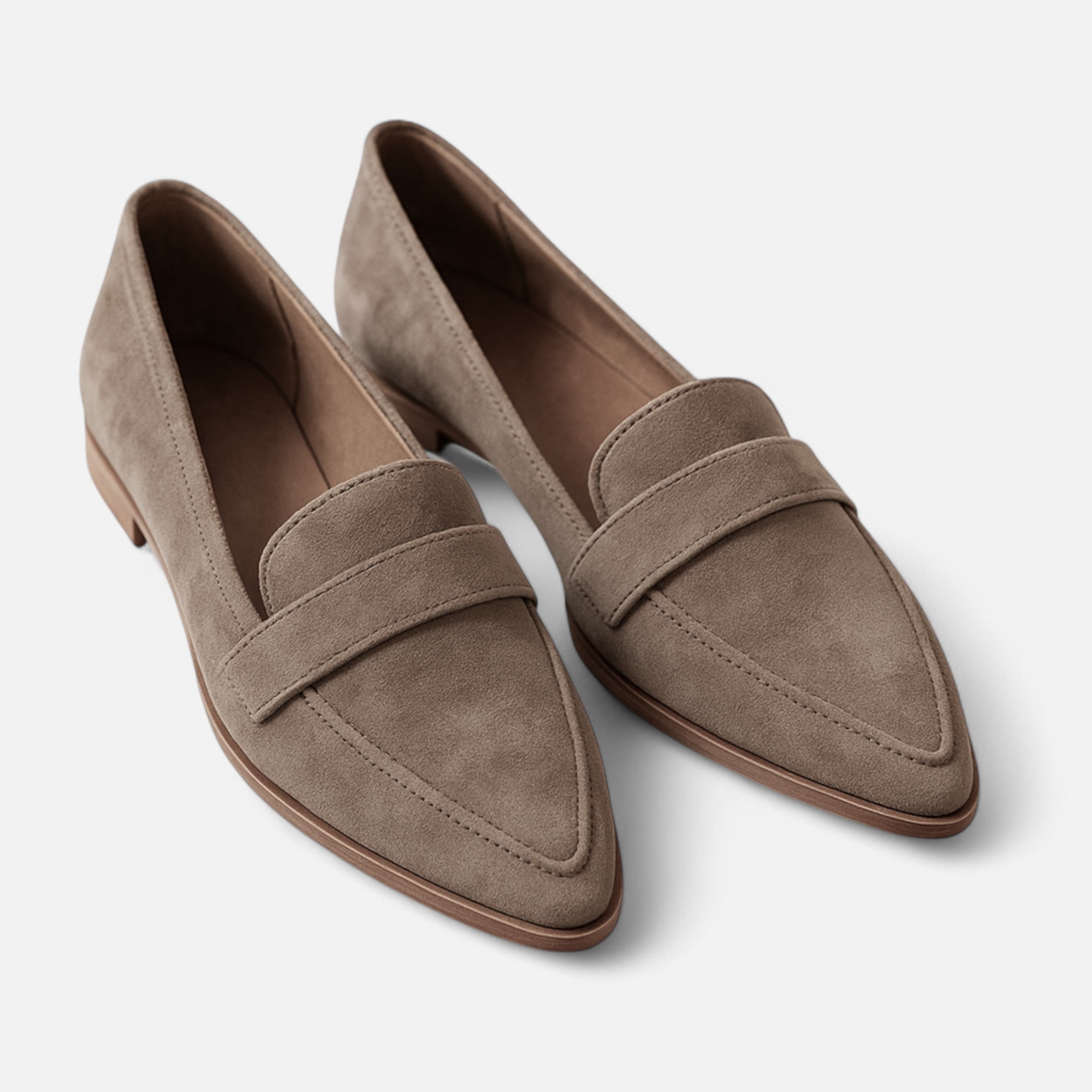 Maison Dresson | Women’s Retro Pointed-Toe Loafers