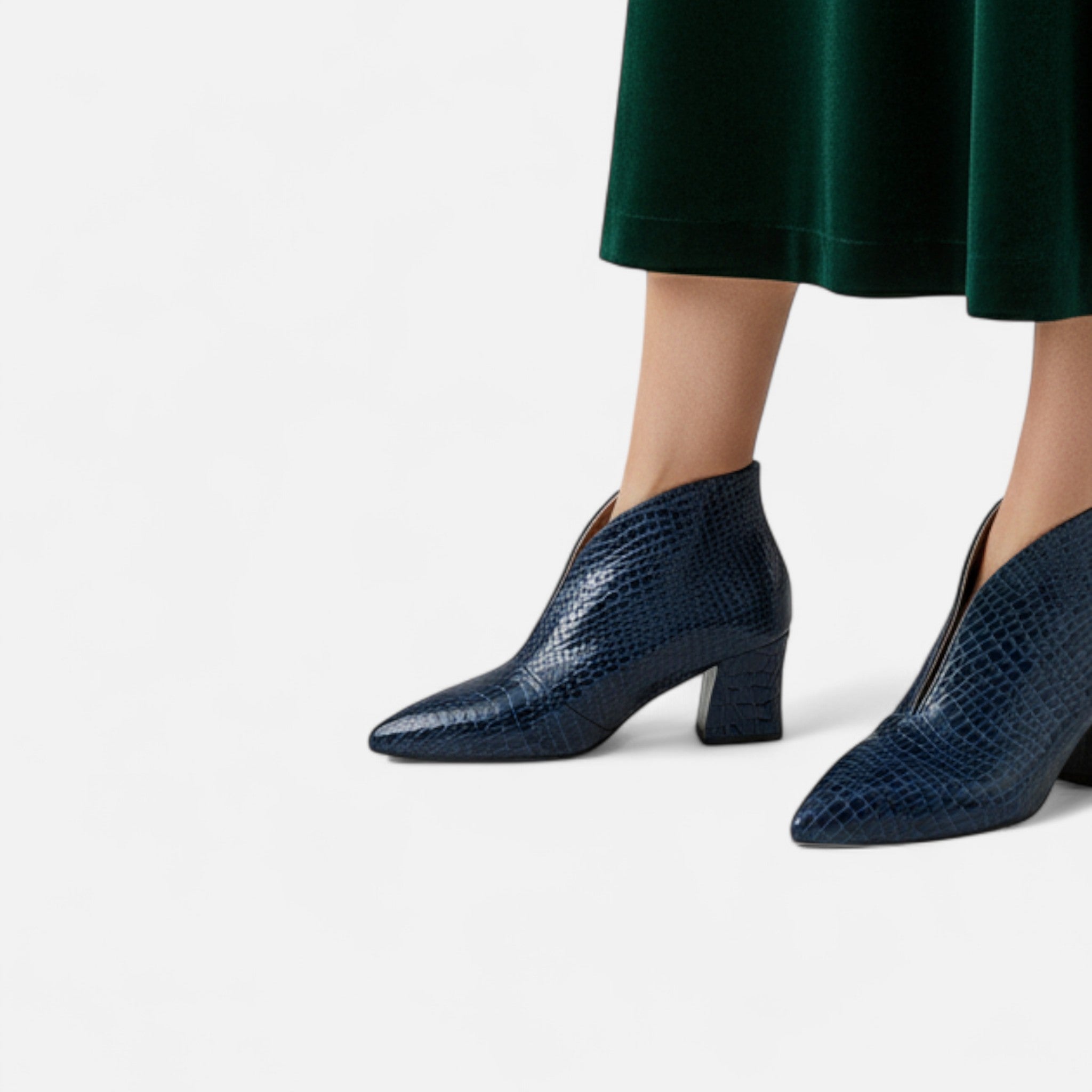 Maison Dresson | Women’s Patent Leather V-Cut Ankle Boots