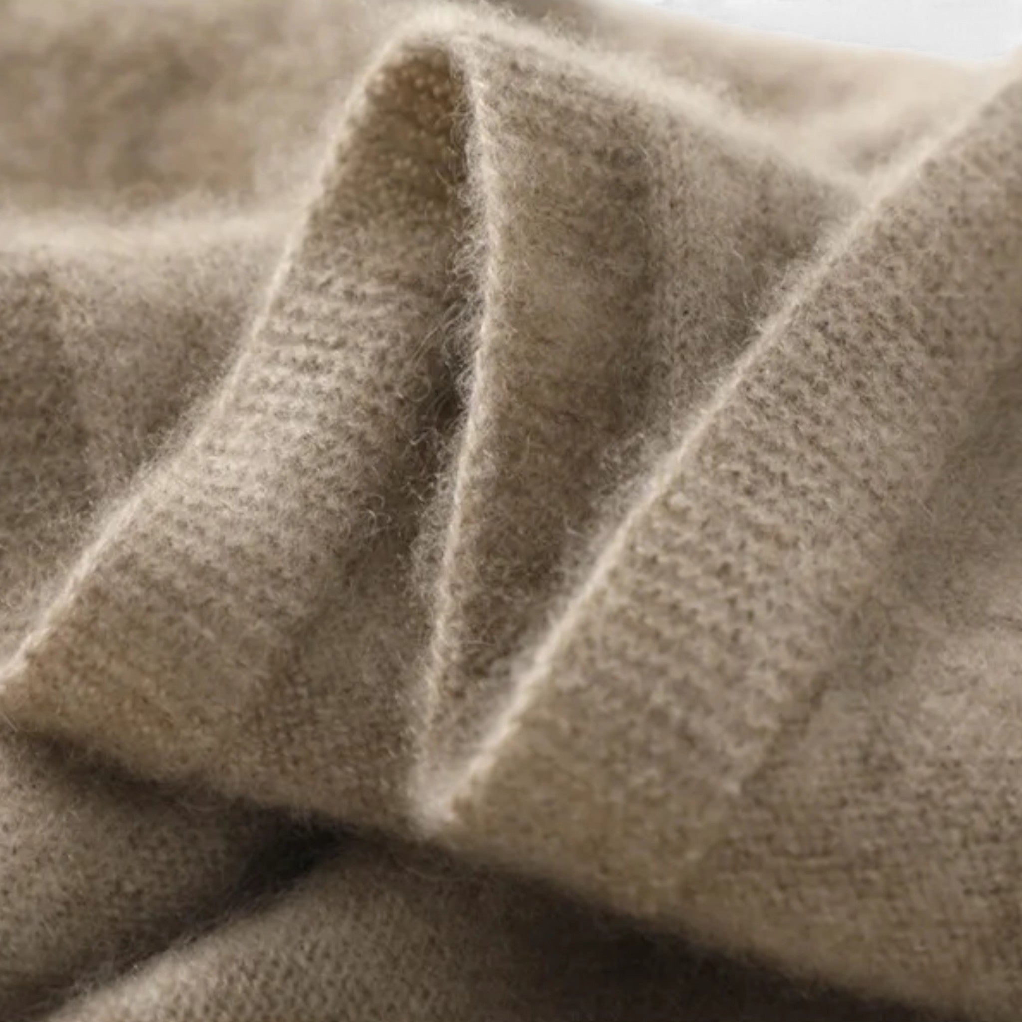 Maison Dresson | Women’s Loose Wool Knitted V-Neck Hoodie