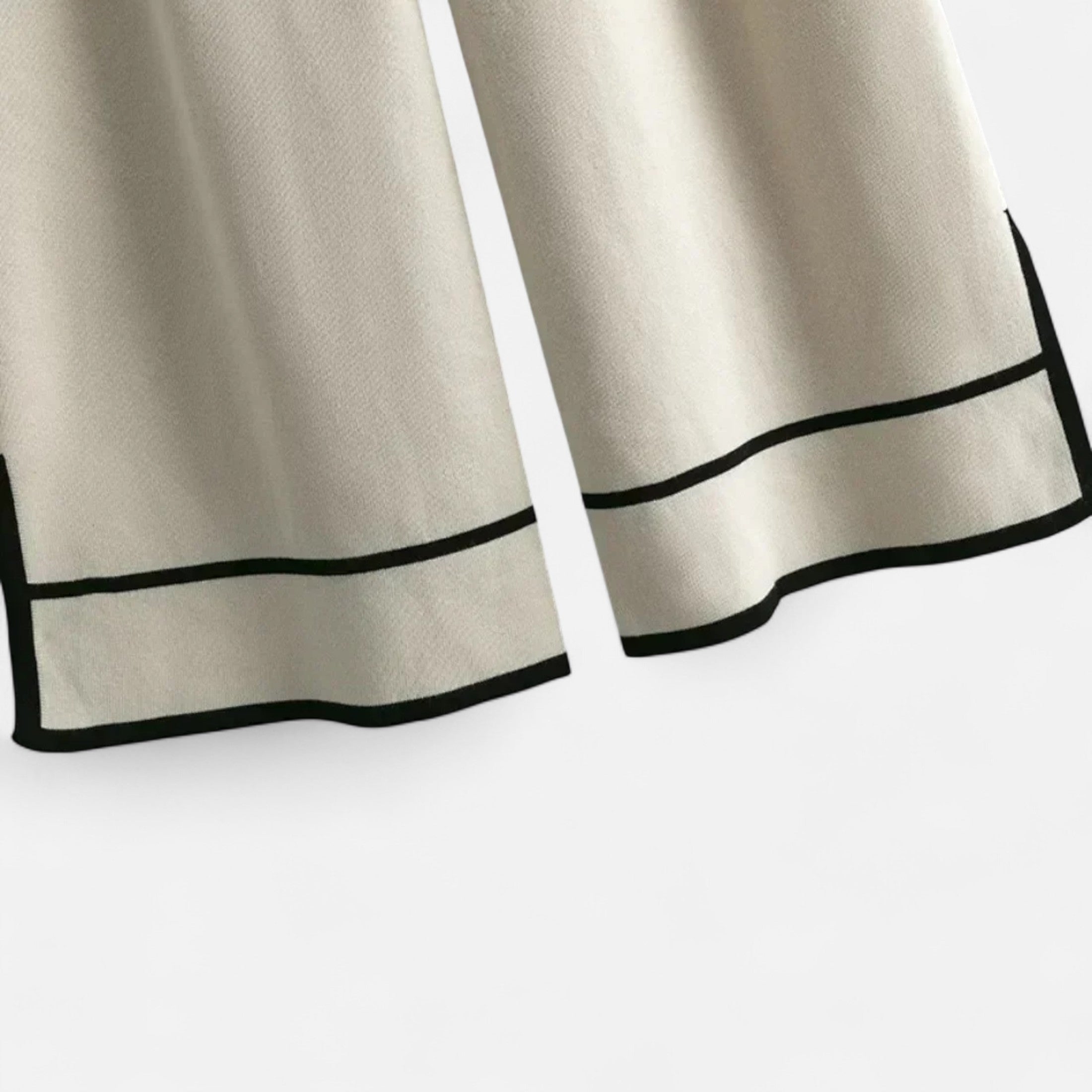 Maison Dresson | Women’s Knitted Two-Piece Set – Effortless Winter Poise