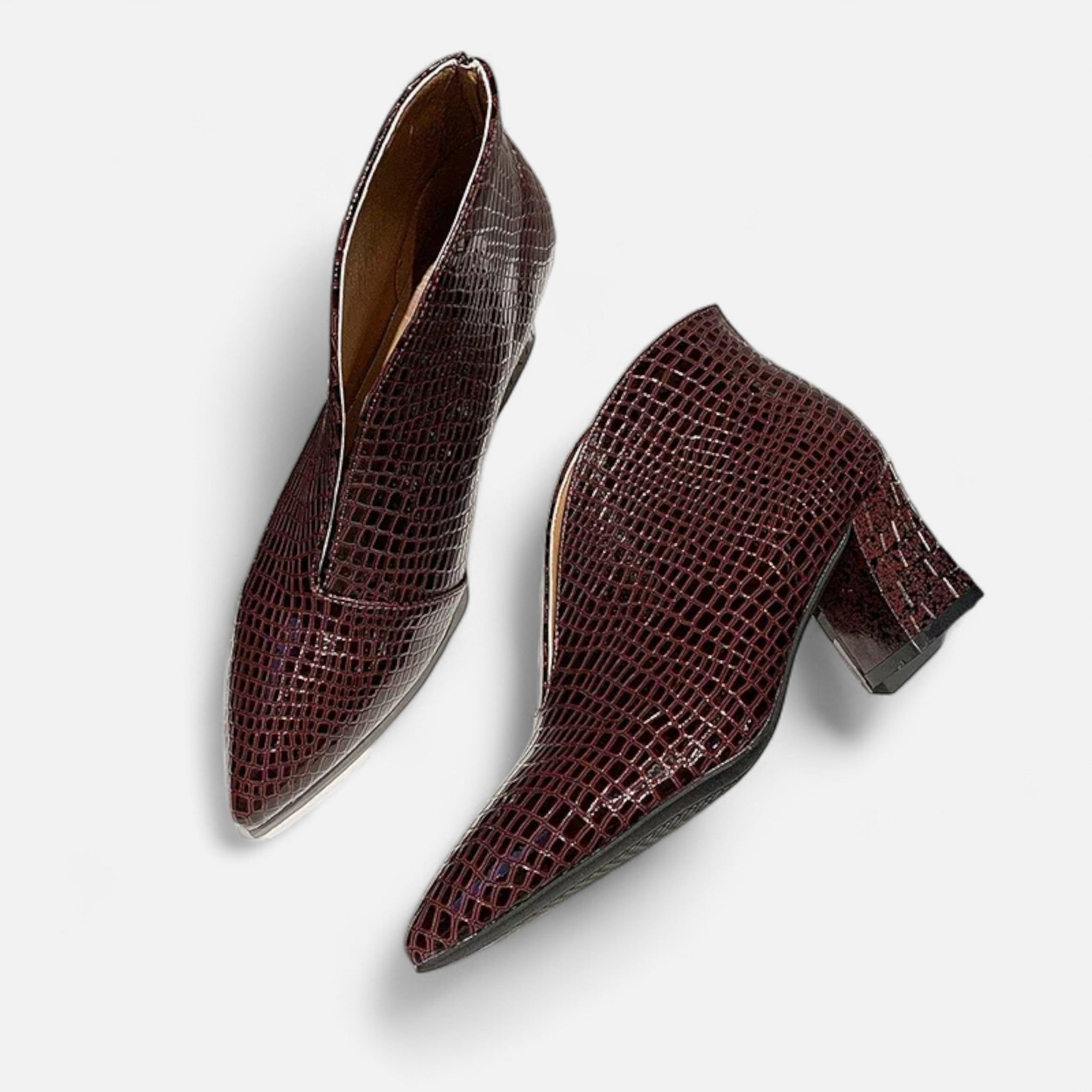 Maison Dresson | Women’s Patent Leather V-Cut Ankle Boots