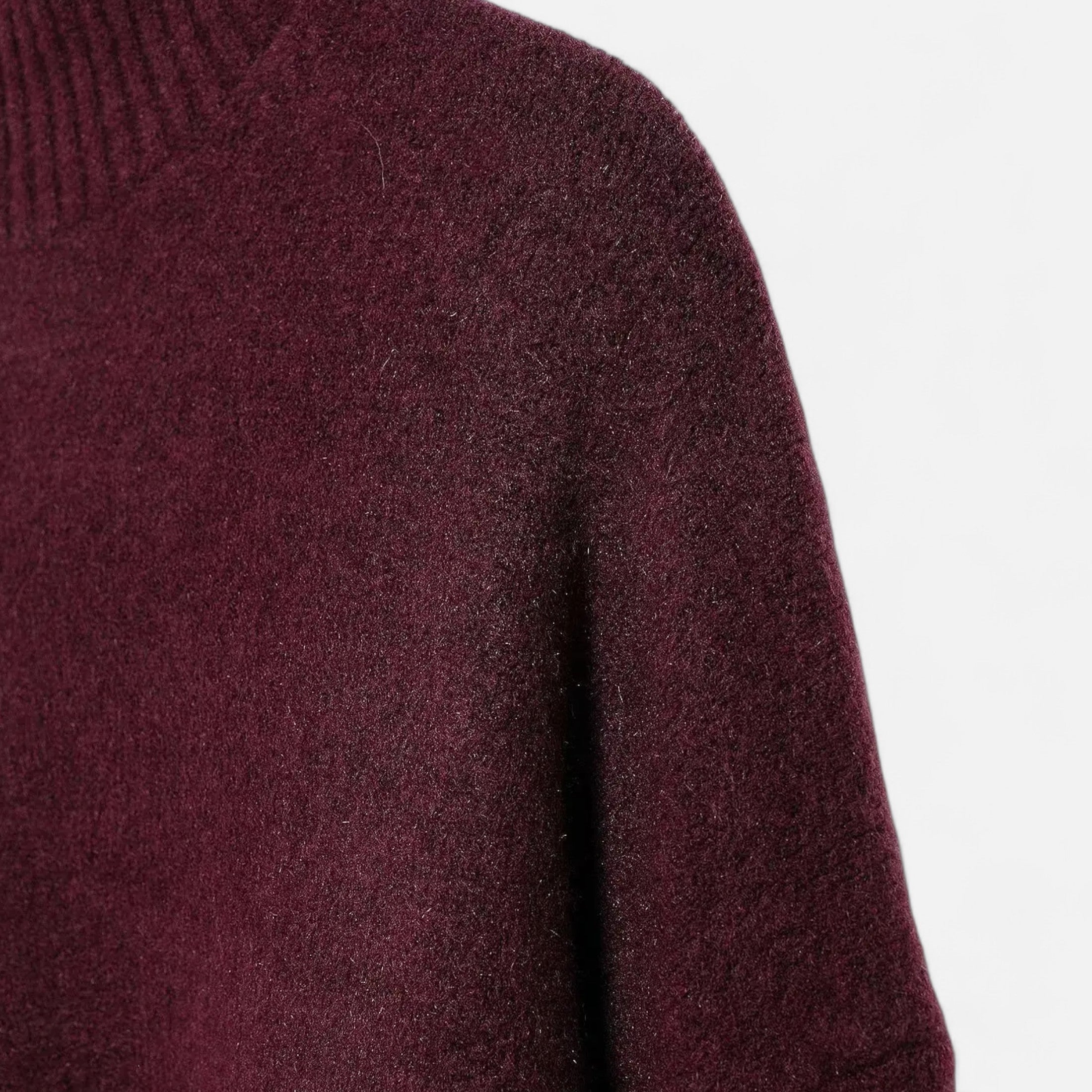 Maison Dresson | Women’s Vintage Turtleneck Sweater – Classic Winter Warmth