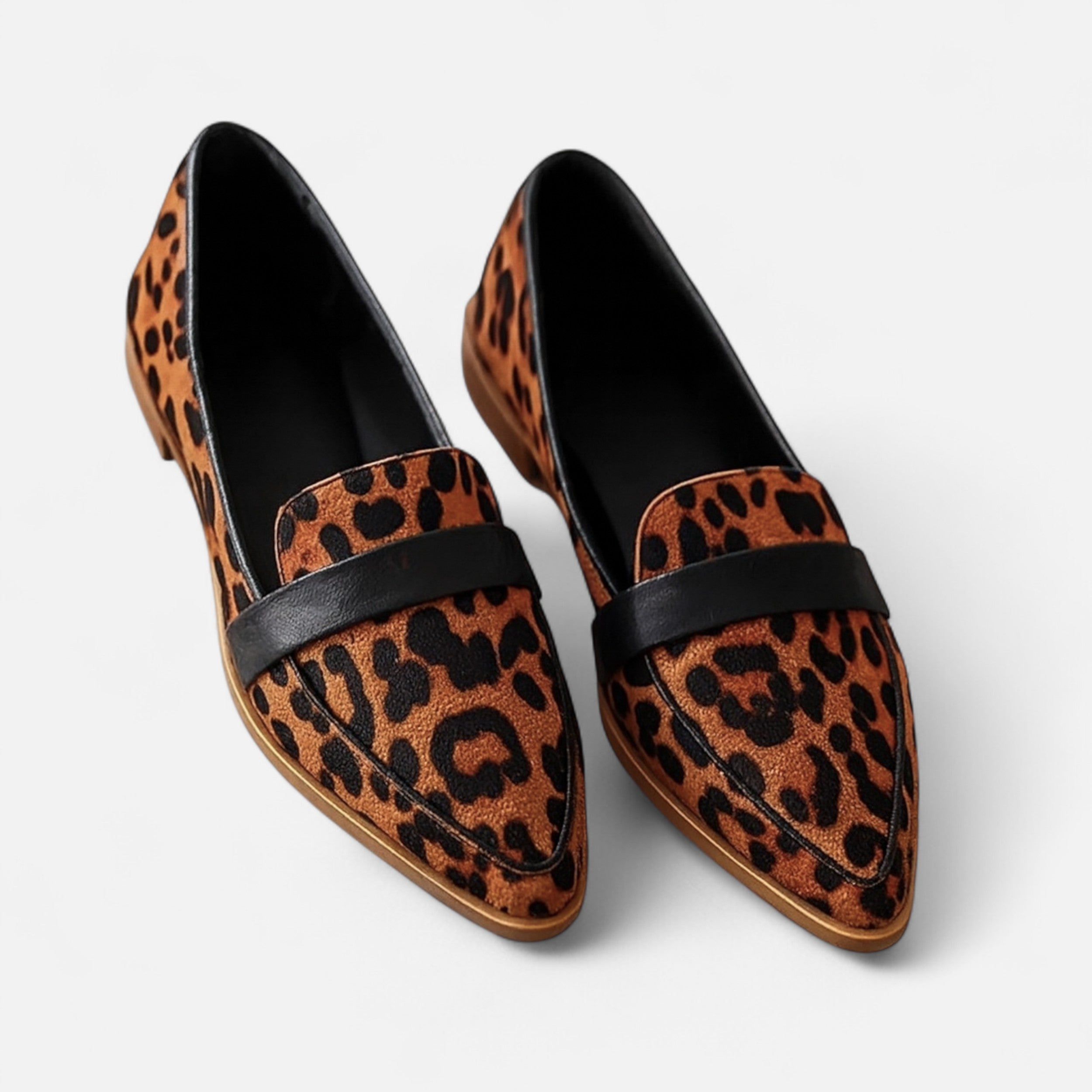 Maison Dresson | Women’s Retro Pointed-Toe Loafers