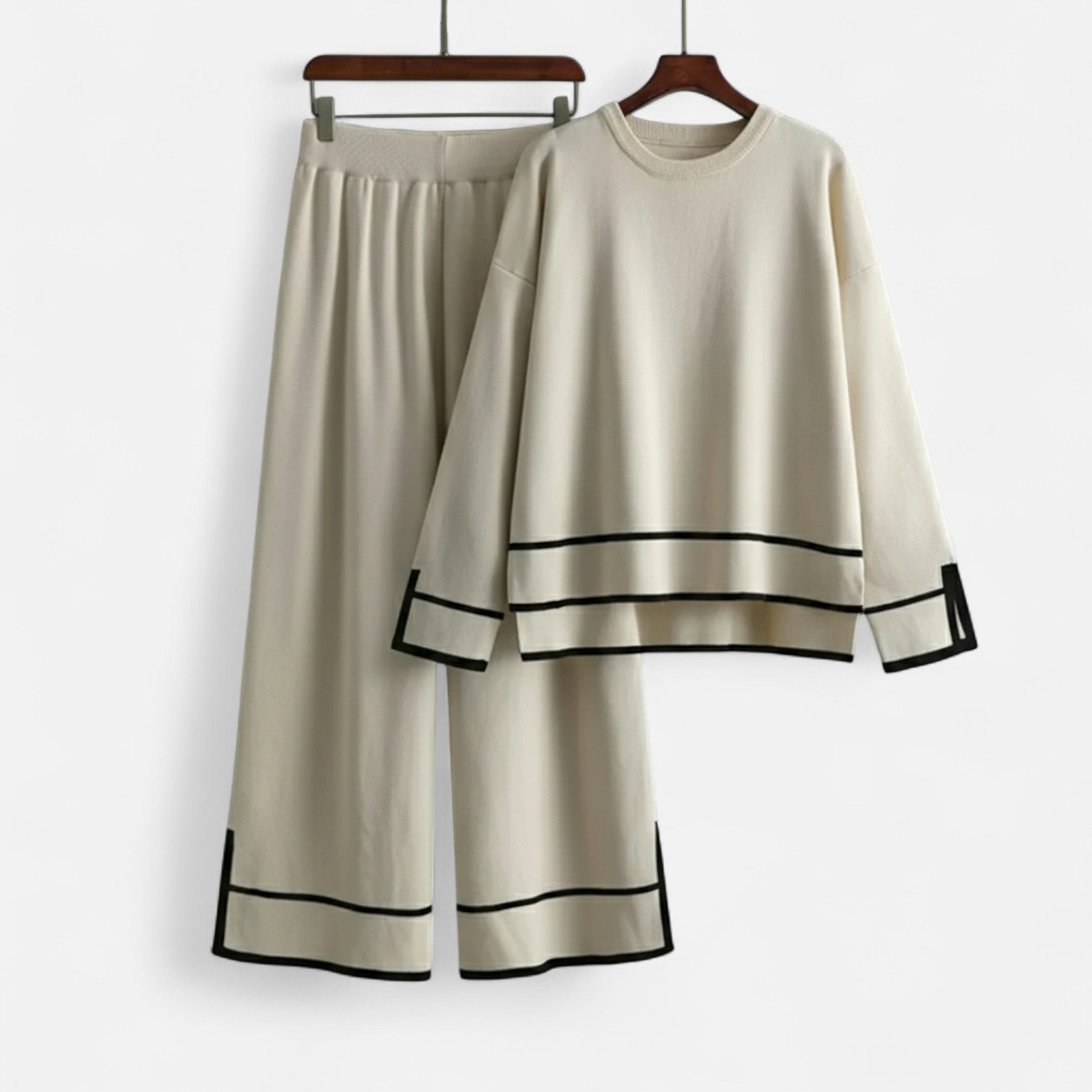 Maison Dresson | Women’s Knitted Two-Piece Set – Effortless Winter Poise