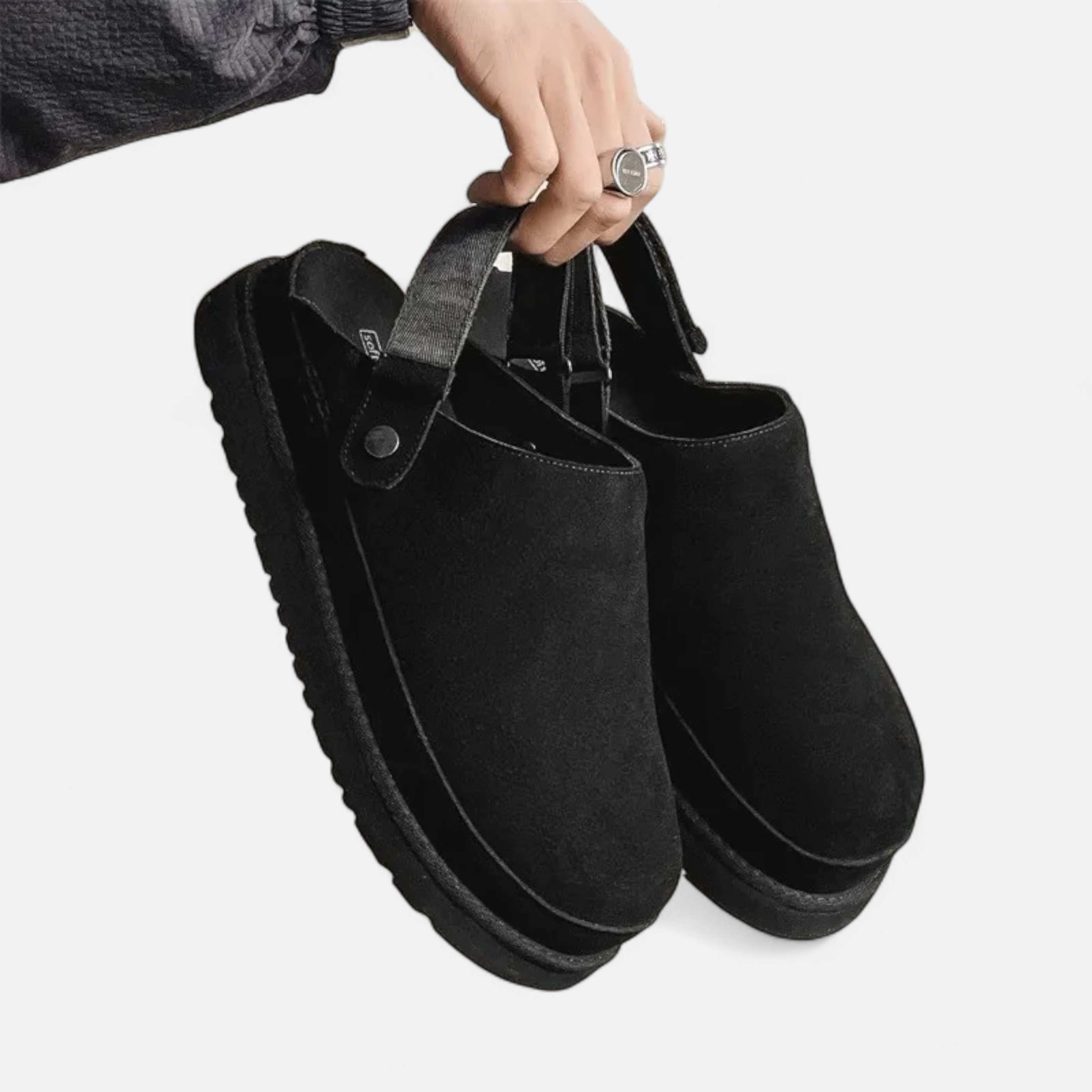 Maison Dresson | Women’s Covered-Toe Leather Bocen Slippers